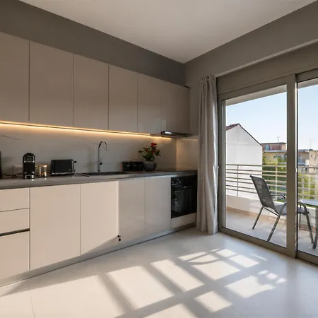 Helson Blu Marina Apartment Апартаменты *
